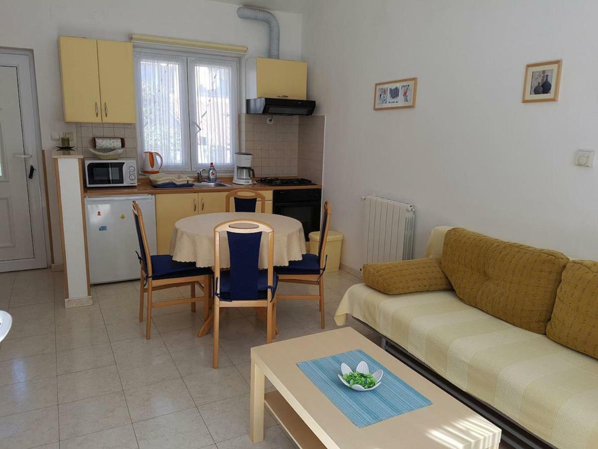 Apartman Vida Pula Buitenkant foto