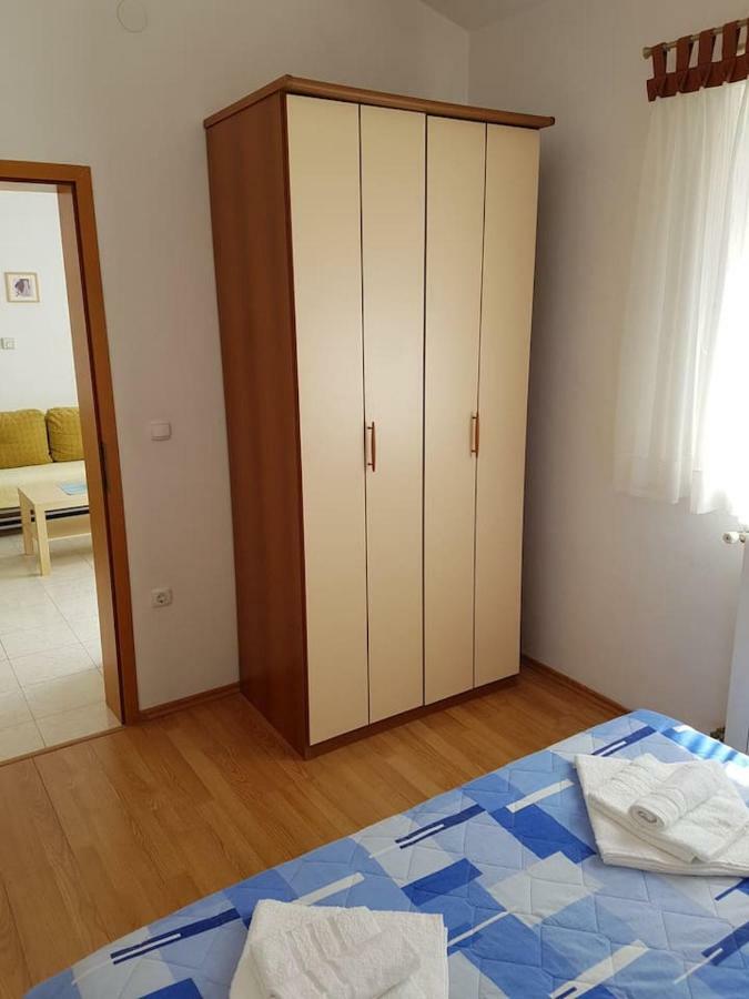 Apartman Vida Pula Buitenkant foto
